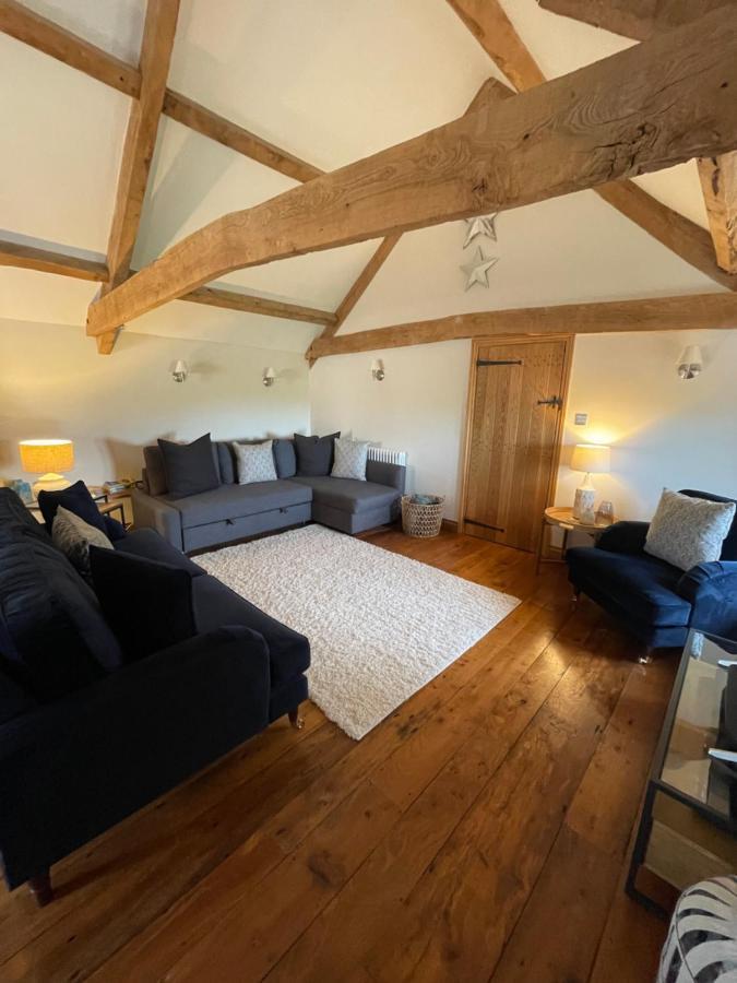 The Cider Barn - Spacious First Floor Apartment Set Within Barn Conversion Челтнем Екстер'єр фото
