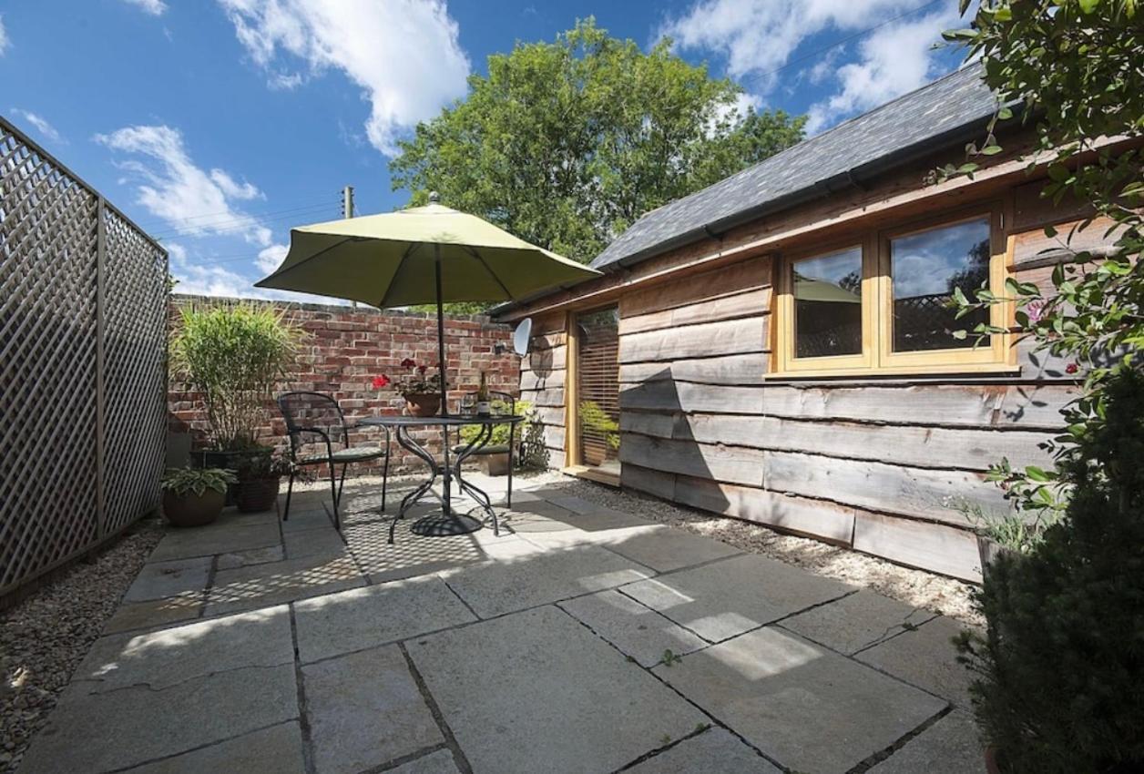 The Cider Barn - Spacious First Floor Apartment Set Within Barn Conversion Челтнем Екстер'єр фото